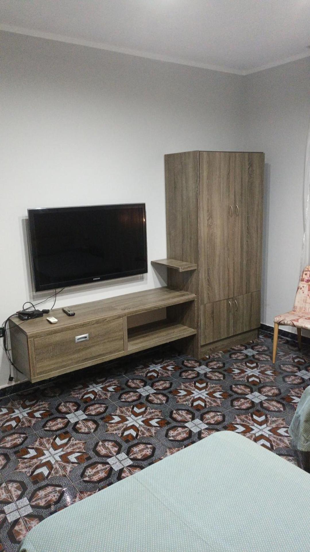 Royal Aparthotel Влёра Экстерьер фото